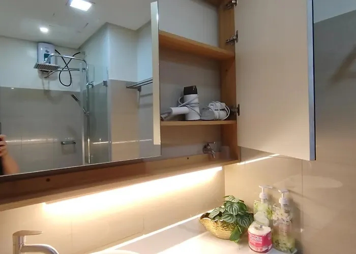 Mk Luxury Moa Staycation Twinbed Aparthotel Manila