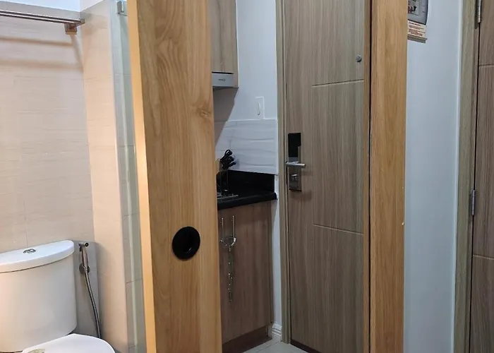 Mk Luxury Moa Staycation Twinbed Manila